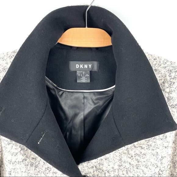Dkny Single Breasted Bouclé Wool Coat Size M - Picture 8 of 13